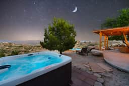 The Eagle Mountain / Pool / Spa / Boulder Views