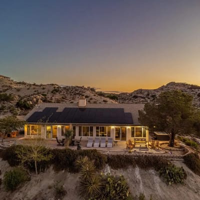 Mountain Breeze Villa / Spa / Boulders / Views