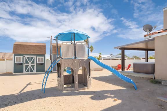 The Farm House | Pool | Spa | 5 Mins To JT Park