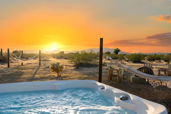 Desert Wonder / Spa / Gorgeous Views / Stargazing