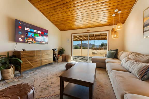 The Magic Hour House / Spa / Pool / Game Room
